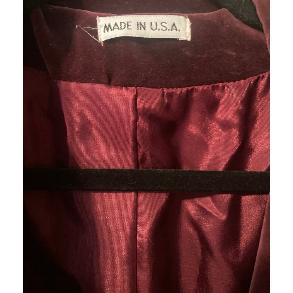 VTG B. Altman & Co Oneup Women's Burgundy Velvet Long Trench Coat Belt PKTS USA - Picture 7 of 9